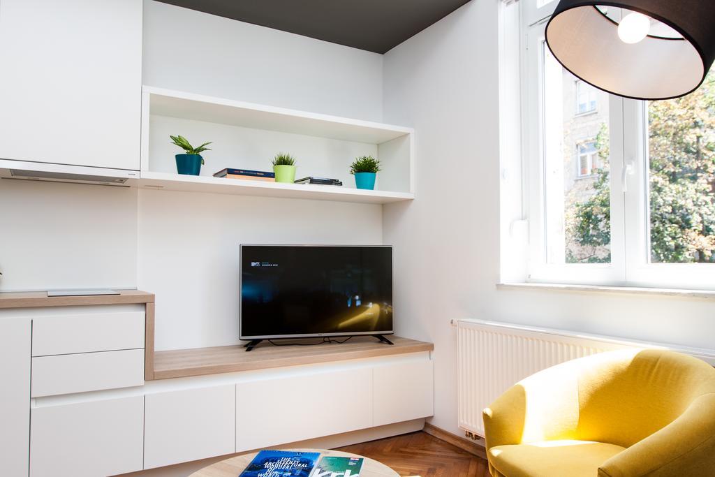 Loox Serviced Apartments Hatzova Zagreb Bagian luar foto