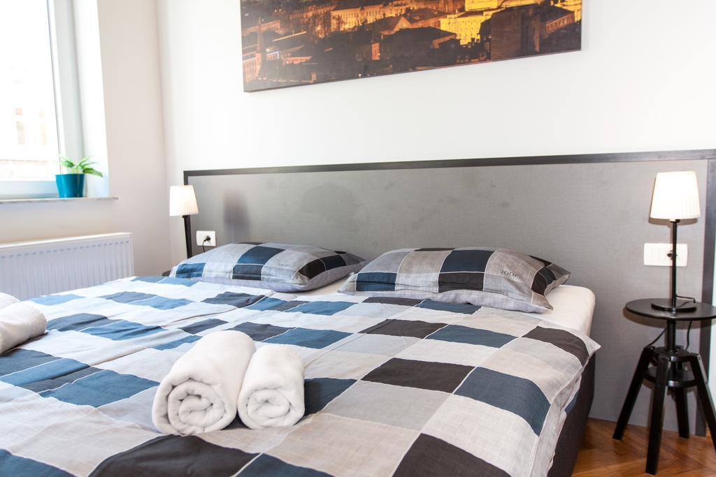 Loox Apartments Hatzova Zagreb Bagian luar foto